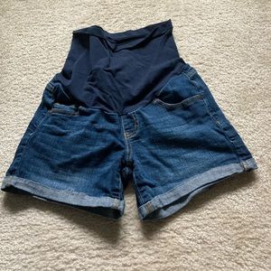 Motherhood Maternity shorts